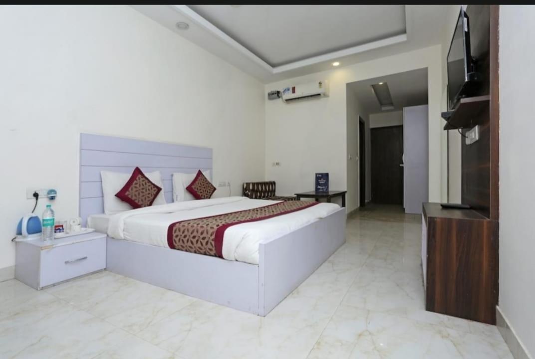 Basoya Farm 2Bhk Villla With Pool - 10 Min Away From Chattarpur Faridabad Dış mekan fotoğraf